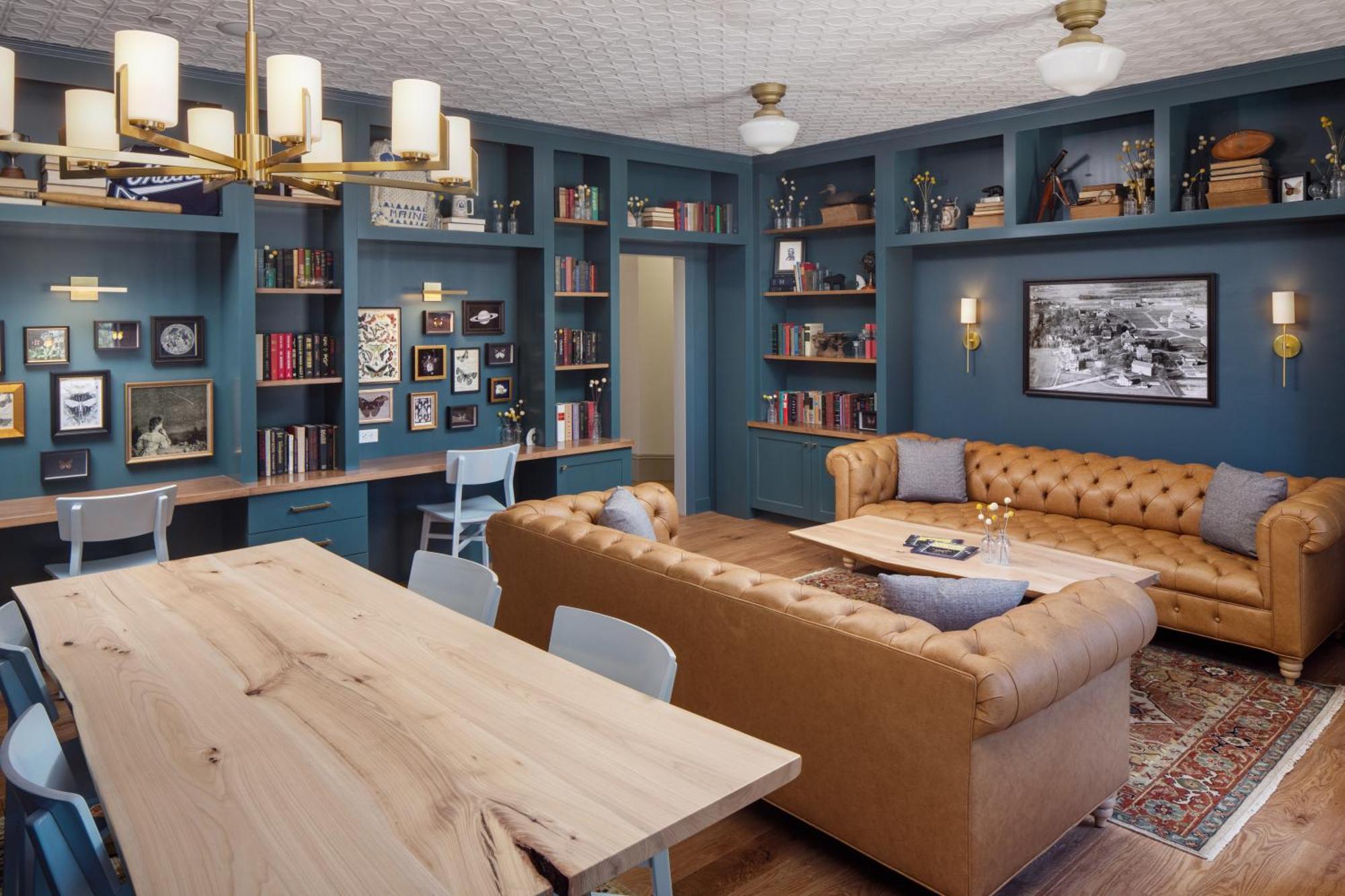 Hotel Ursa Orono Екстериор снимка